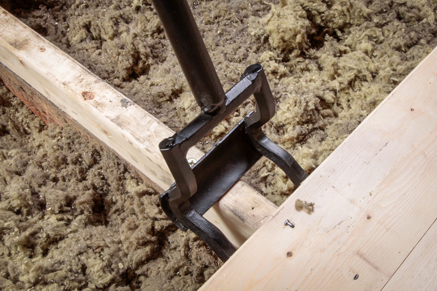 Roughneck Paletten-Brecheisen 37